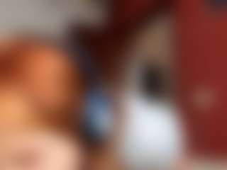 Live cam show with Lily - Queer on CamwithHer