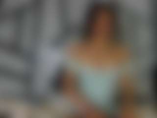Live cam show with KarinaHiltonRs - Blowjob on SquirtSoMuch