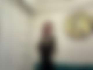 Live cam show with Lissa - Normal on liverealitysex.com
