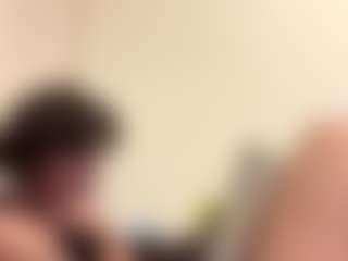 Live cam show with Lissa - Upskirt on madthumbs