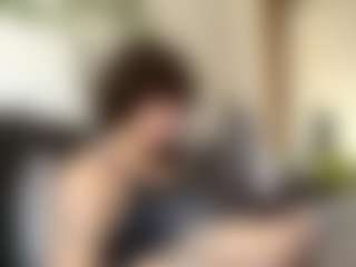 Live cam show with Lissa - Body Massage on Livezox