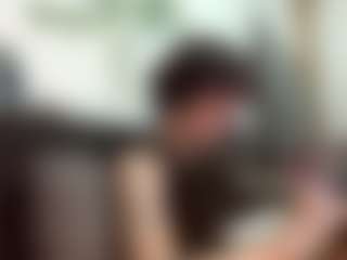 Live cam show with Lissa - Upskirt on luckytryst.com