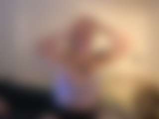 Live cam show with Deathangel332 - Mobile on hrnylive.com