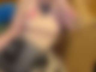 Live cam show with Deathangel332 - New Shaved Pussy on AdultVida.com