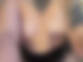 Live cam show with Deathangel332 - New Bedroom on Camsoda