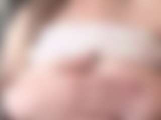 MilenaRizen's Live Sex Cam Show