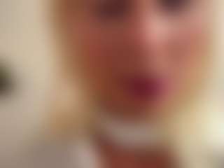 NicolleCliche's Live Sex Cam Show