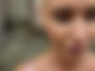 Live cam show with NicolleCliche - New Squirt on Camsoda