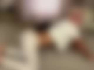 Live cam show with NicolleCliche - Blonde Hair Shaved Pussy on Camsoda