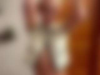 Live cam show with NicolleCliche - Blonde Hair Shaved Pussy on Camsoda