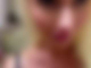 NicolleCliche's Live Sex Cam Show