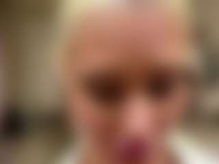 NicolleCliche's Live Sex Cam Show