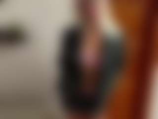 Live cam show with NicolleCliche - Blonde Hair Fetish on livesuperchat.net