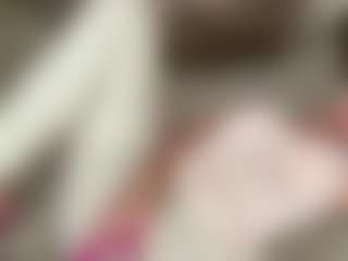 Spettacolo in cam dal vivo con NicolleCliche - Foot Fetish Athletic su Camsoda