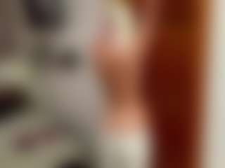 Live cam show with NicolleCliche - Blonde Hair Petite on Camsoda