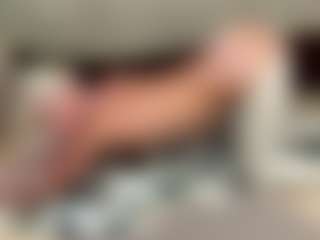 Live cam show with NicolleCliche - Green Eyes on Camsoda