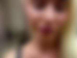 Live cam show with NicolleCliche - Bikini on Camsoda