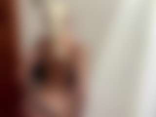 Live cam show with NicolleCliche - Blonde Hair on Camsoda