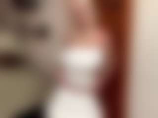 Live cam show with NicolleCliche - Sexy on AdultVida.com
