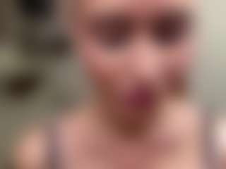 Live cam show with NicolleCliche - Green Eyes on sexylivex.com