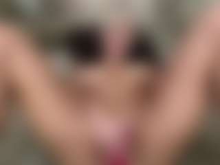 NicolleCliche's Live Sex Cam Show