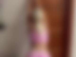 Live cam show with NicolleCliche - Athletic Fetish on justonemore.cc