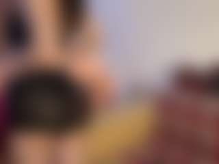 Live cam show with SeleneBrowder - Deepthroat on Camsoda