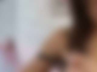 Live cam show with SeleneBrowder - Brown Hair on fuklive.com