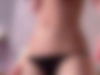Live cam show with SeleneBrowder - Ass Bouncing on Camsoda