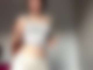 Live cam show with StaceeHandwerker - Skinny on slutload