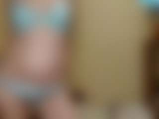 Live cam show with Valentina3859 - Spy Granny on Camsoda