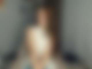 Live cam show with AnhShuker - Dirty Talk on CamClone
