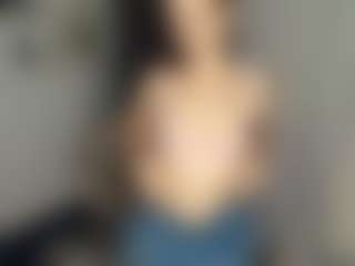 AnhShuker's Live Sex Cam Show