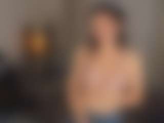 AnhShuker's Live Sex Cam Show