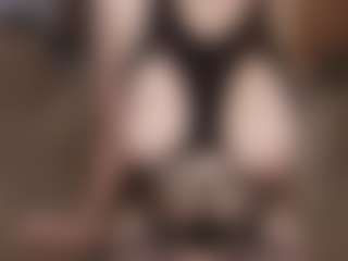 AnhShuker's Live Sex Cam Show