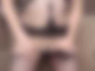 AnhShuker's Live Sex Cam Show