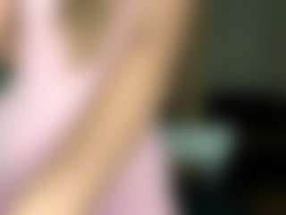 Live cam show with DejaDickenson - Blowjob on Latina Girls