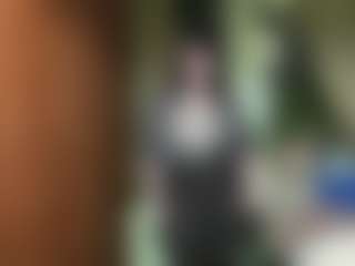 Mia's Live Sex Cam Show