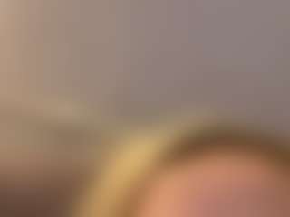 lovebug152's Live Sex Cam Show