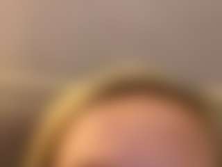 lovebug152's Live Sex Cam Show