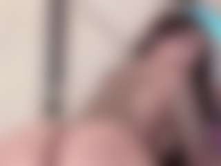 Madiison-Lee's Live Sex Cam Show