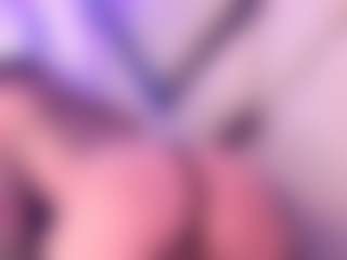 Madiison-Lee's Live Sex Cam Show