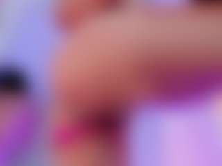 Live cam show with Aleexa-sky - Submissive on Camsoda