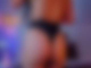 Live cam show with laurynbrown1 - Deepthroat on Camsoda