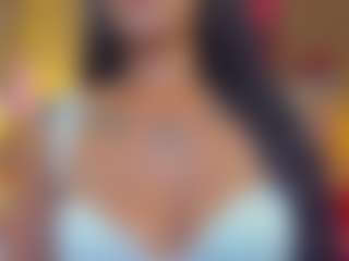 Live cam show with laurynbrown1 - Sensual on friskycurves.com