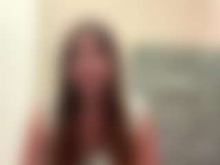 Live cam show with Sara - Strip on madthumbs