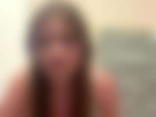 Live cam show with Sara - Yoga on madthumbs