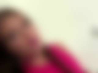 Live cam show with Sara - New Latina on Camsoda
