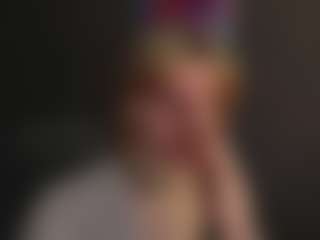 Live cam show with Megg-bb - Ass Clapping on Camsoda