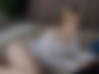 Live cam show with Megg-bb - Blonde Hair Middle Aged on Camsoda